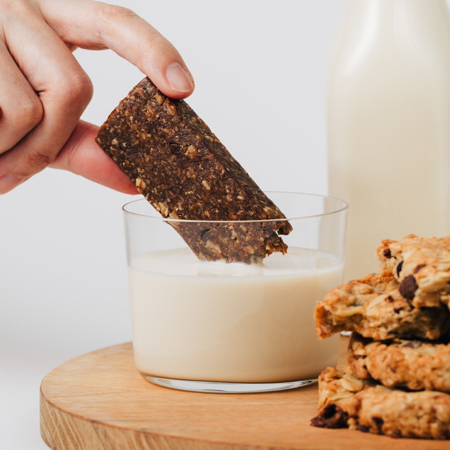 OATMEAL CHOCOLATE CHIP COOKIE